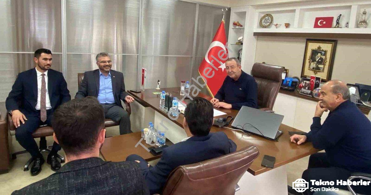 "KUTO ve Milletvekili Özmen Zirvesi: Turizm Sektörünün Sorunları Masaya Yatırıldı" başlıklı haber iç