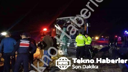 Denizli’de Korkutan Kaza: Otobüs ve Minibüs Çarpıştı, 10 Yaralı