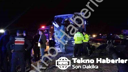 Denizli’de Feci Kaza: Otobüs ve Minibüs Çarpıştı, 1 Ölü, 13 Yaralı