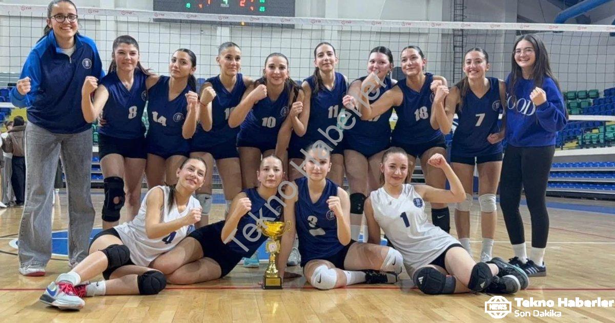 "Kütahya Belediyespor Genç Kızları Voleybolda Zirveye Çıktı" başlıklı haber için fotorealistik, prof