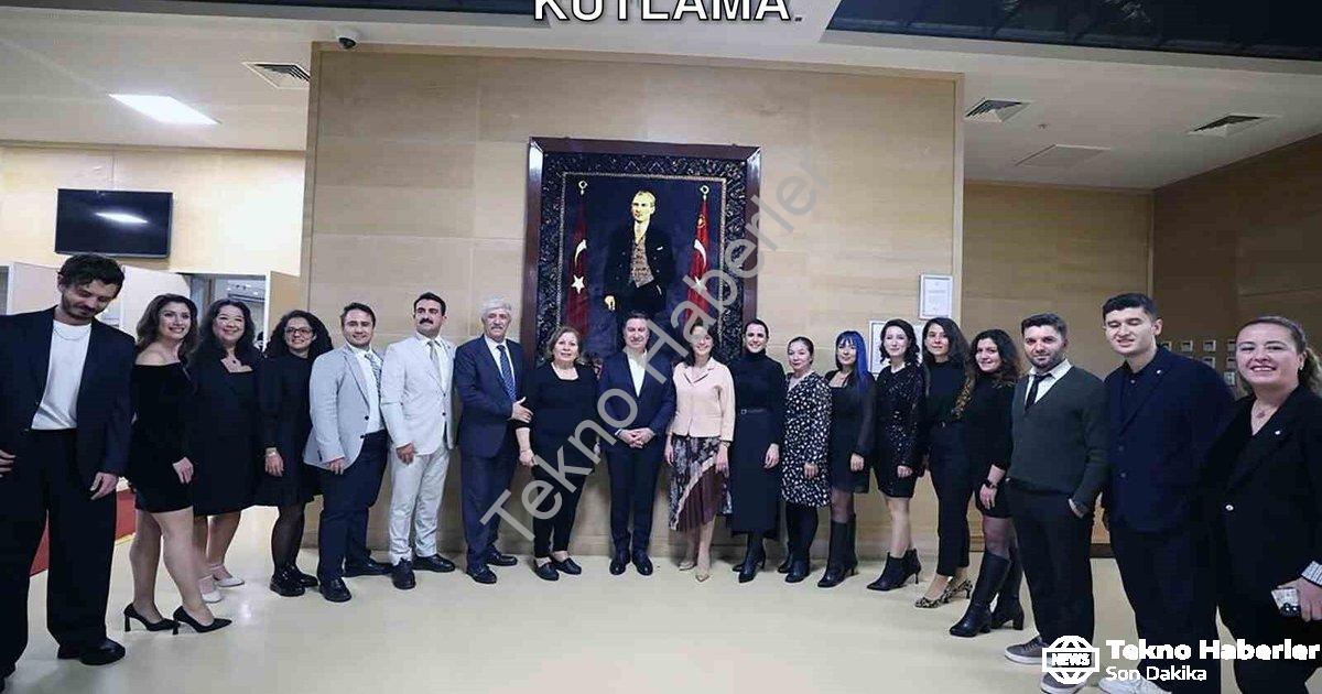 "Muğla'da Öğretmenler Günü'ne Özel Anlamlı Kutlama" başlıklı haber için fotorealistik, profesyonel b