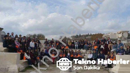 AFAD gönüllüleri Stratonikeia’da tarihle nefes aldı