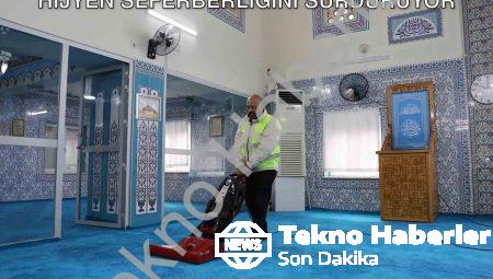 Yunusemre Belediyesi İbadethanelerde Hijyen Seferberliğini Sürdürüyor