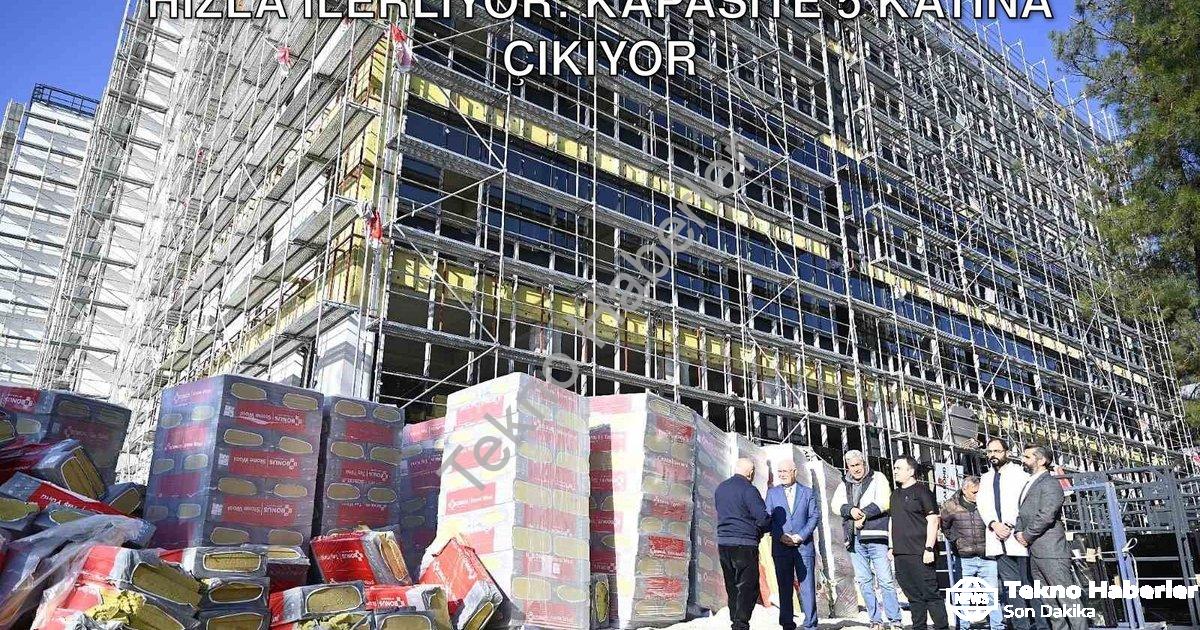 "Uşak Üniversitesi Diş Hastanesi İnşaatı Hızla İlerliyor: Kapasite 5 Katına Çıkıyor" başlıklı haber