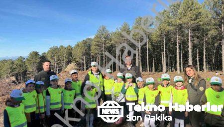 Çine’de Minik Ellerden Geleceğe Nefes: Öğrenciler Fidan Dikti