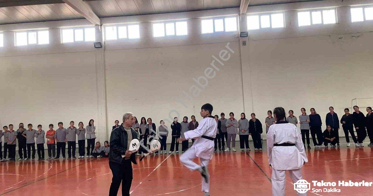 "Kütahya Pazarlar'da Dev Spor Atılımı: Hedef 100 Lisanslı Sporcu" başlıklı haber için fotorealistik,